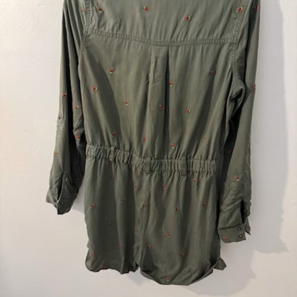 Love.Fire Hunter Green Romper 3/4 Sleeves - Picture 2 of 2